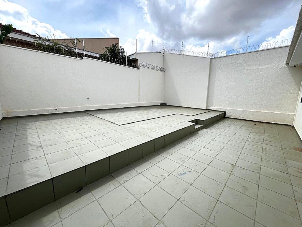 Aluga-se casa comercial na Boa Vista $ 4.500,00