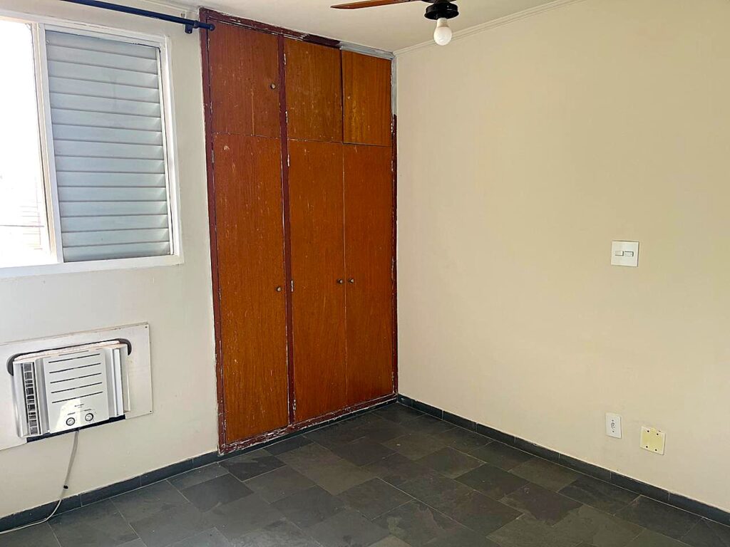 Vende-se Apto de 2 dormitórios Jd. Vetorasso $ 145.000,00