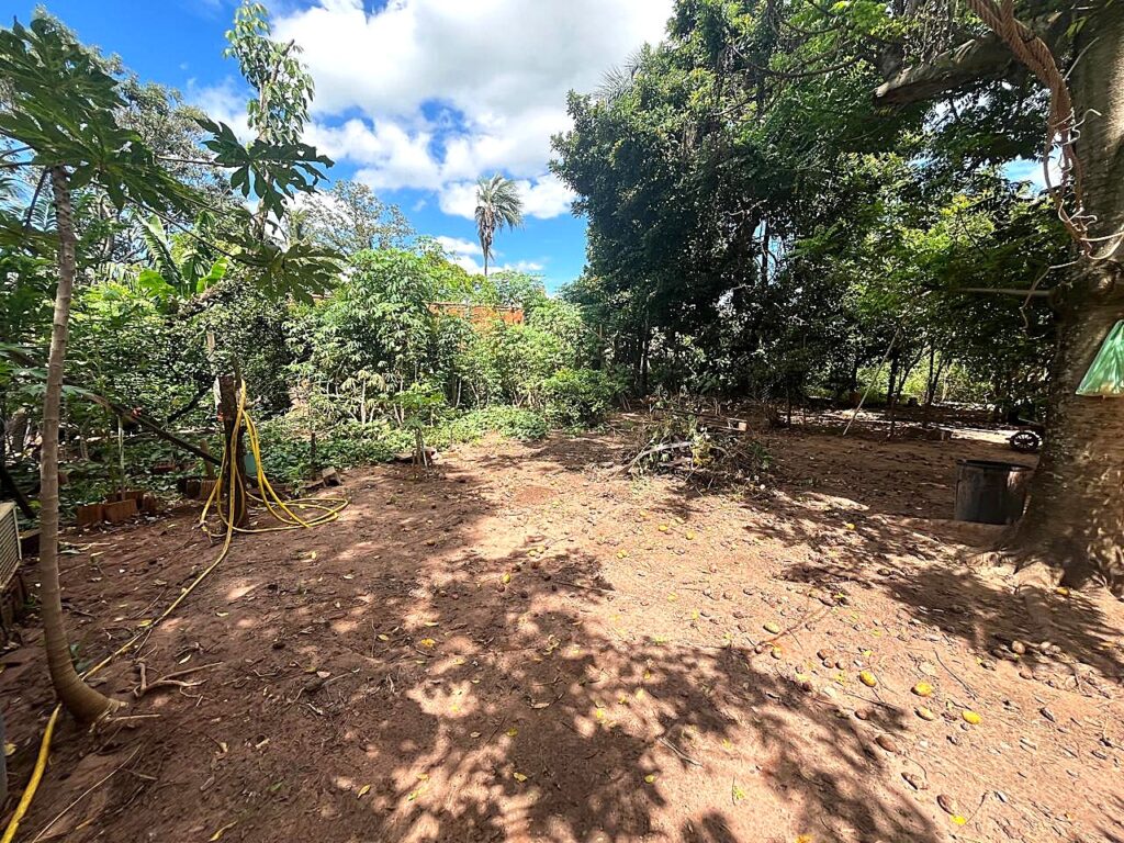Vende-se chácara no Vista Alegre II ( Vila Azul ) $ 650.000,00