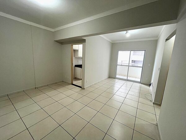 Vende-se Apto na Vila Imperial c/ elevador $ 450.000,00