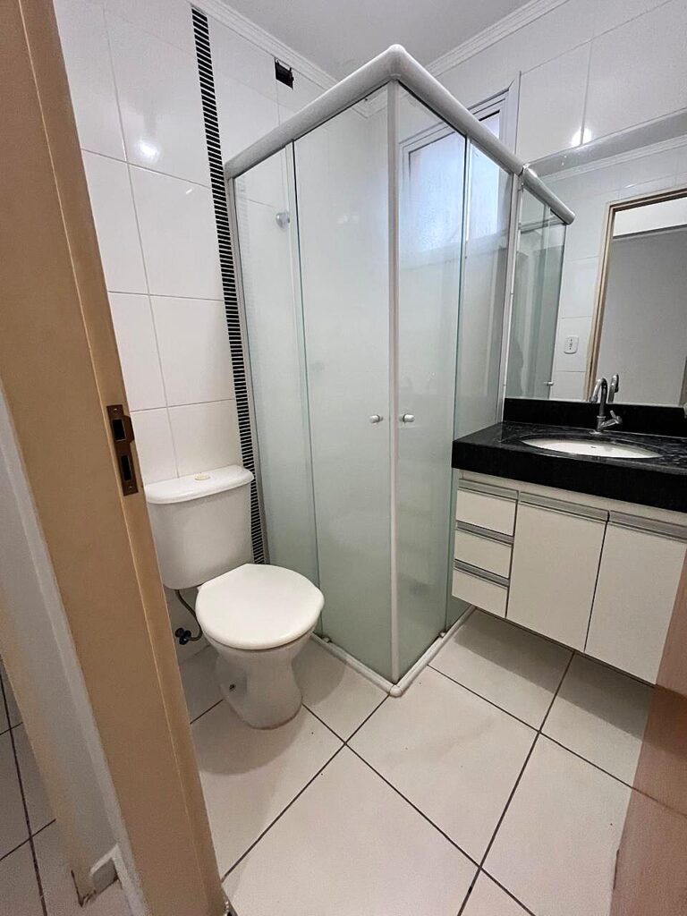 Vende-se Apto na Vila Imperial c/ elevador $ 450.000,00
