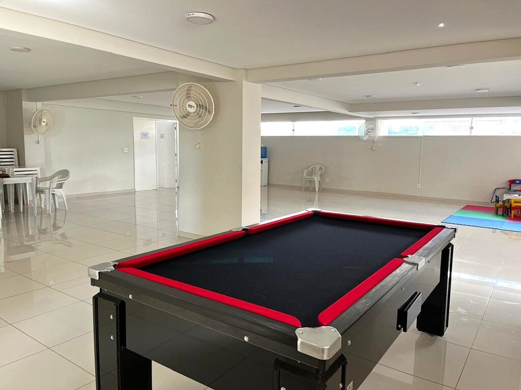 Vende-se Apto na Vila Imperial c/ elevador $ 450.000,00