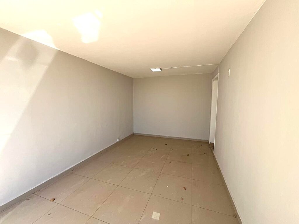 Aluga-se casa comercial Vila Santa Cruz $ 3.900,00