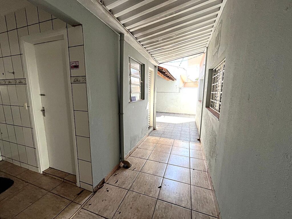 Aluga-se casa comercial Vila Santa Cruz $ 3.900,00