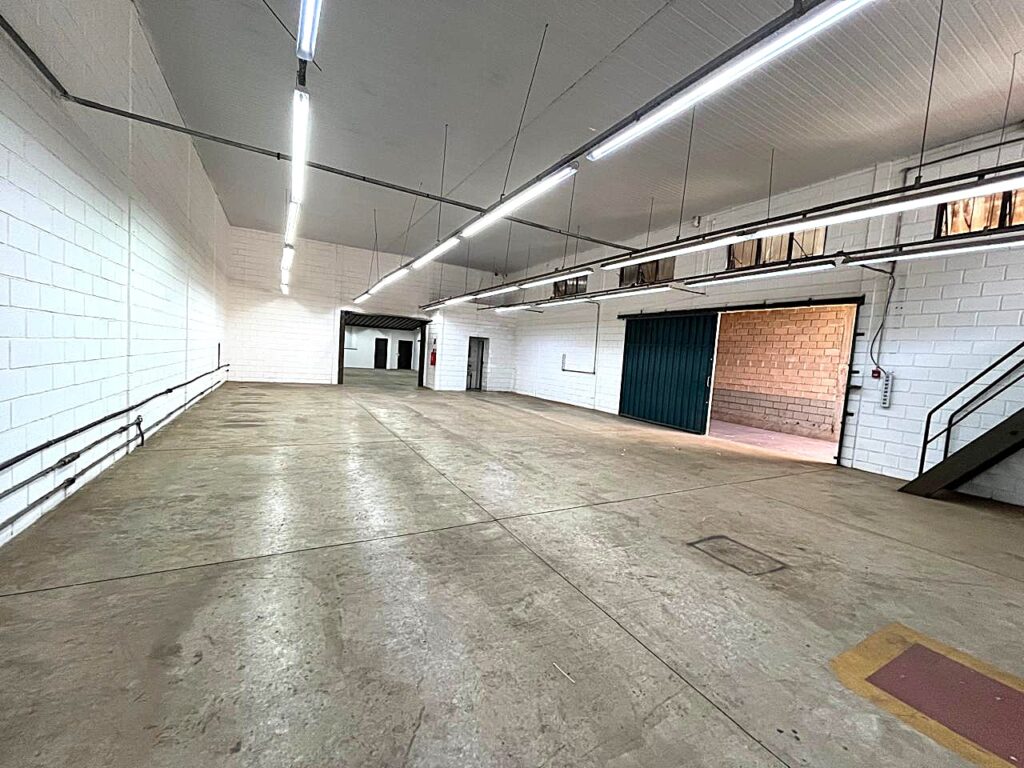 Aluga-se Salão 500m² Distrito Industrial 2 Vendas $ 10.000,00