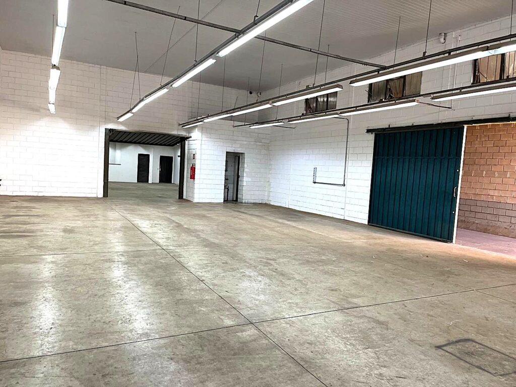 Aluga-se Salão 500m² Distrito Industrial 2 Vendas $ 10.000,00