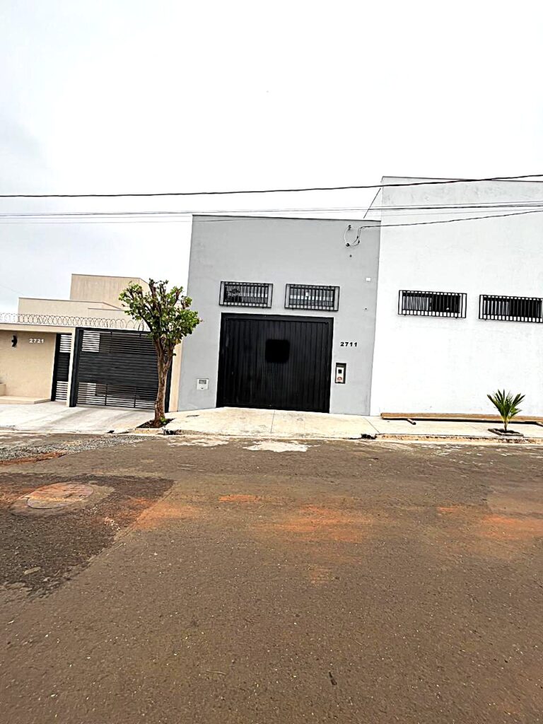 Aluga-se salão comercial em Bady Bassit R$ 2.500,00