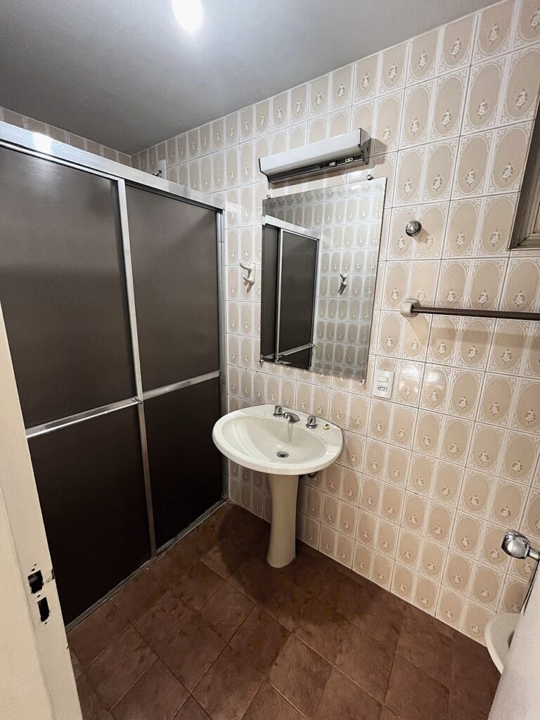 Vende-se ótimo apto 02 dormitórios na Redentora $ 275.000,00