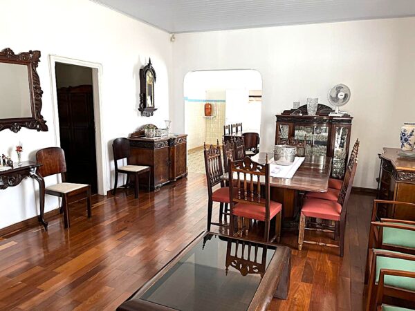 Vende-se casa comercial c/ 594m² de terreno próximo a Santa Casa $ 700.000,00