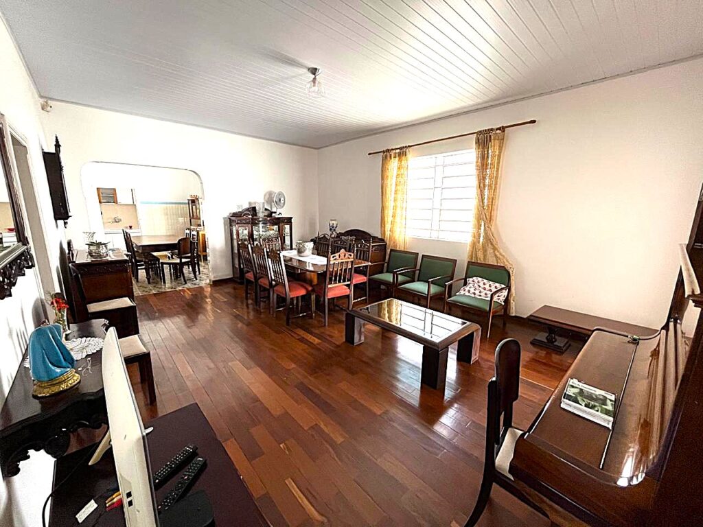 Vende-se casa comercial c/ 594m² de terreno próximo a Santa Casa $ 700.000,00
