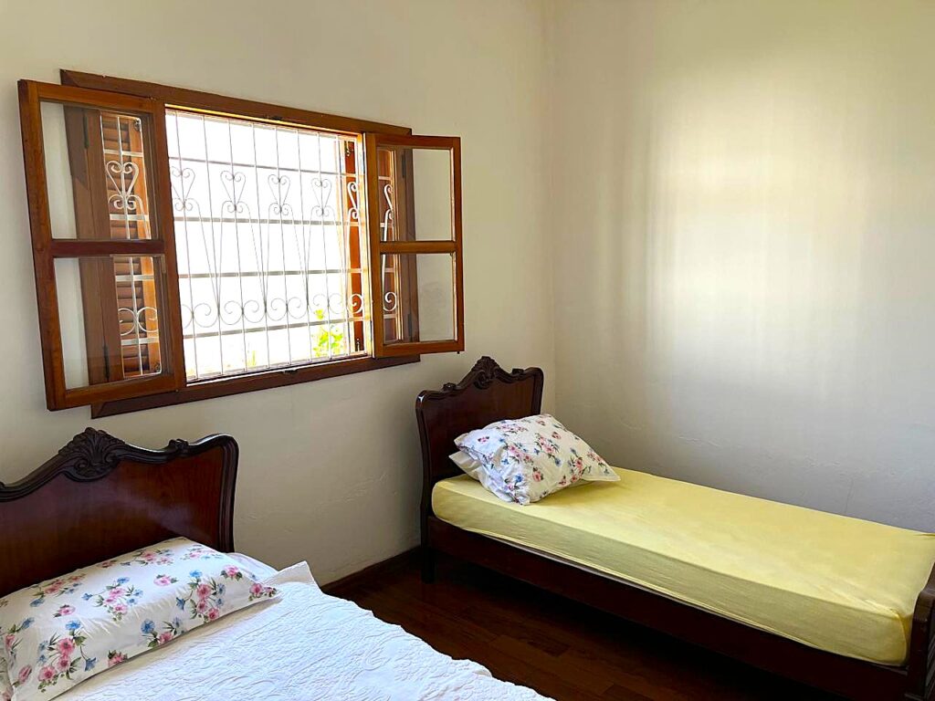 Vende-se casa comercial c/ 594m² de terreno próximo a Santa Casa $ 700.000,00