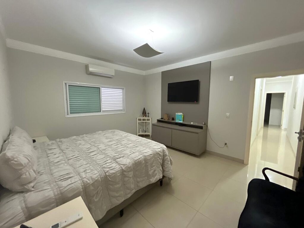 Vende-se excelente casa cond. Recanto Real $ 2.300.000,00