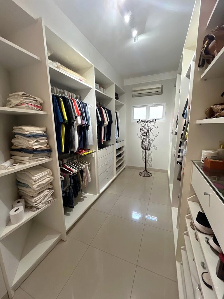 Vende-se excelente casa cond. Recanto Real $ 2.300.000,00