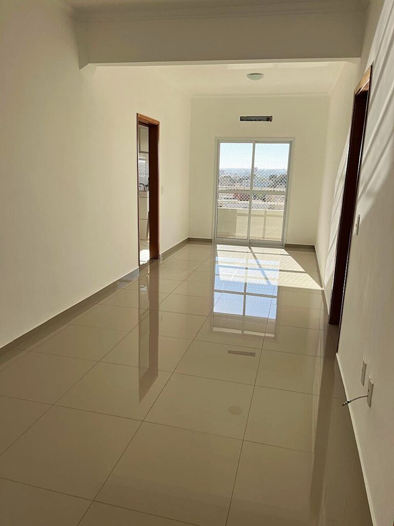 Aluga-se excelente apto de 2 dormitórios 1 suíte e elevador no Jd. Vetorasso