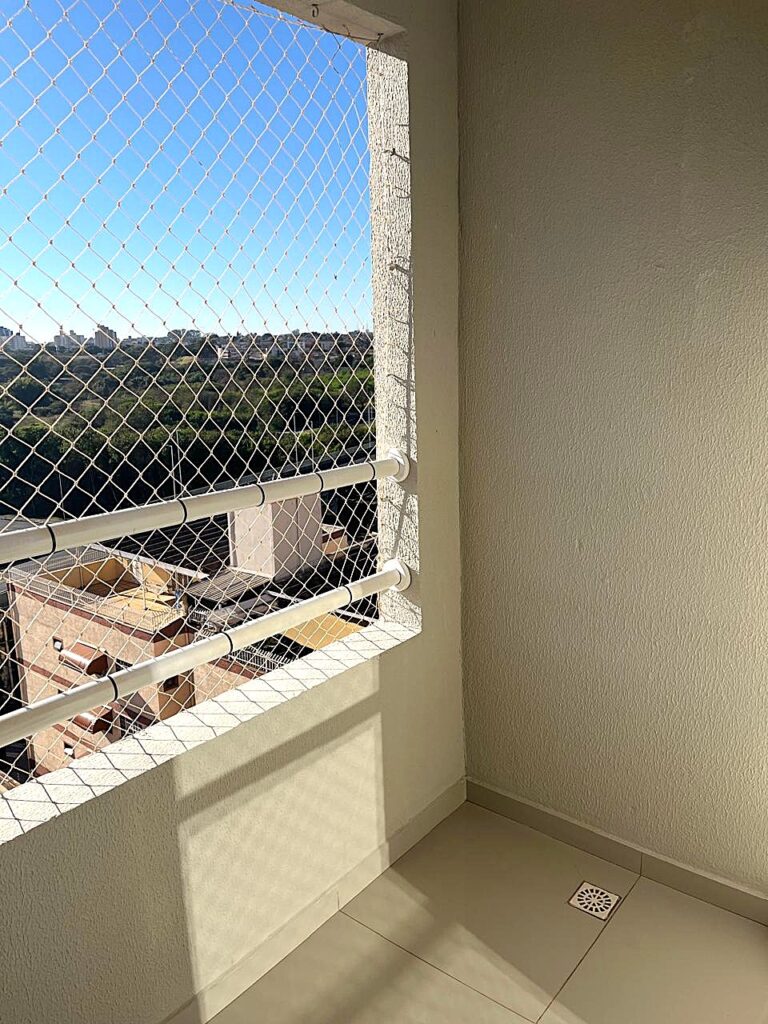 Aluga-se excelente apto de 2 dormitórios 1 suíte e elevador no Jd. Vetorasso