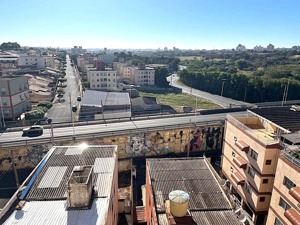 Aluga-se excelente apto de 2 dormitórios 1 suíte e elevador no Jd. Vetorasso