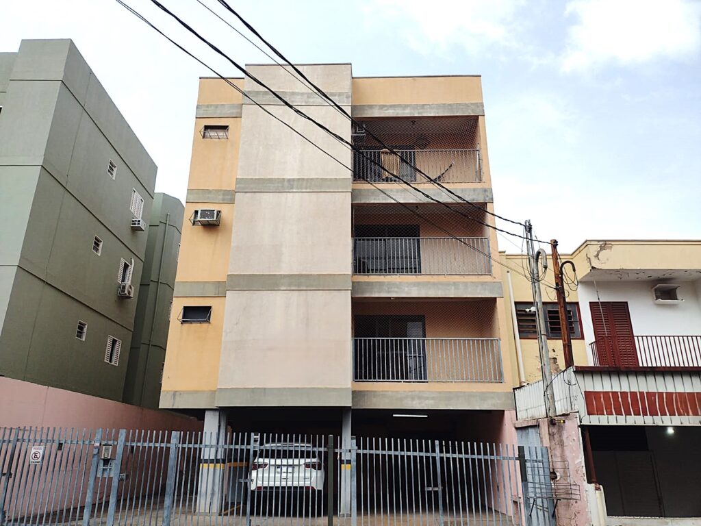 Vende-se apto no bairro São Manoel ao lado do Hospital de Base $ 275.000,00