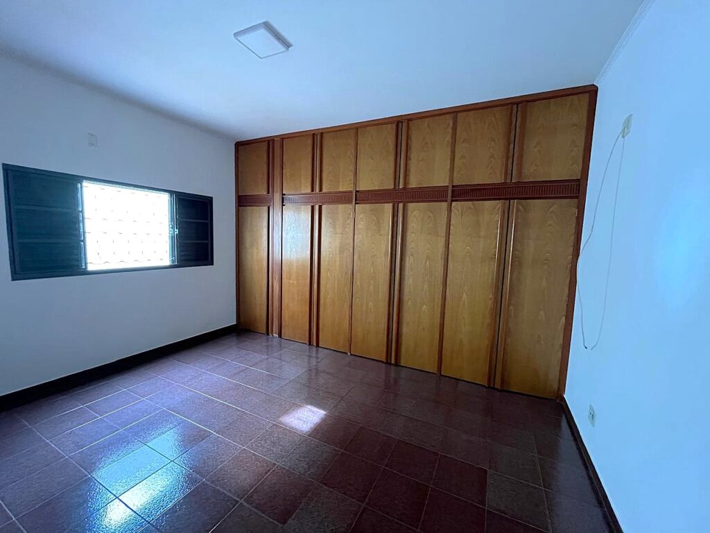 Aluga-se excelente casa no Quinta das Paineiras $ 4.500,00