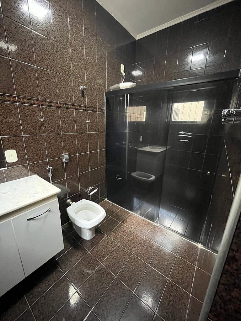 Aluga-se excelente casa no Quinta das Paineiras $ 4.500,00