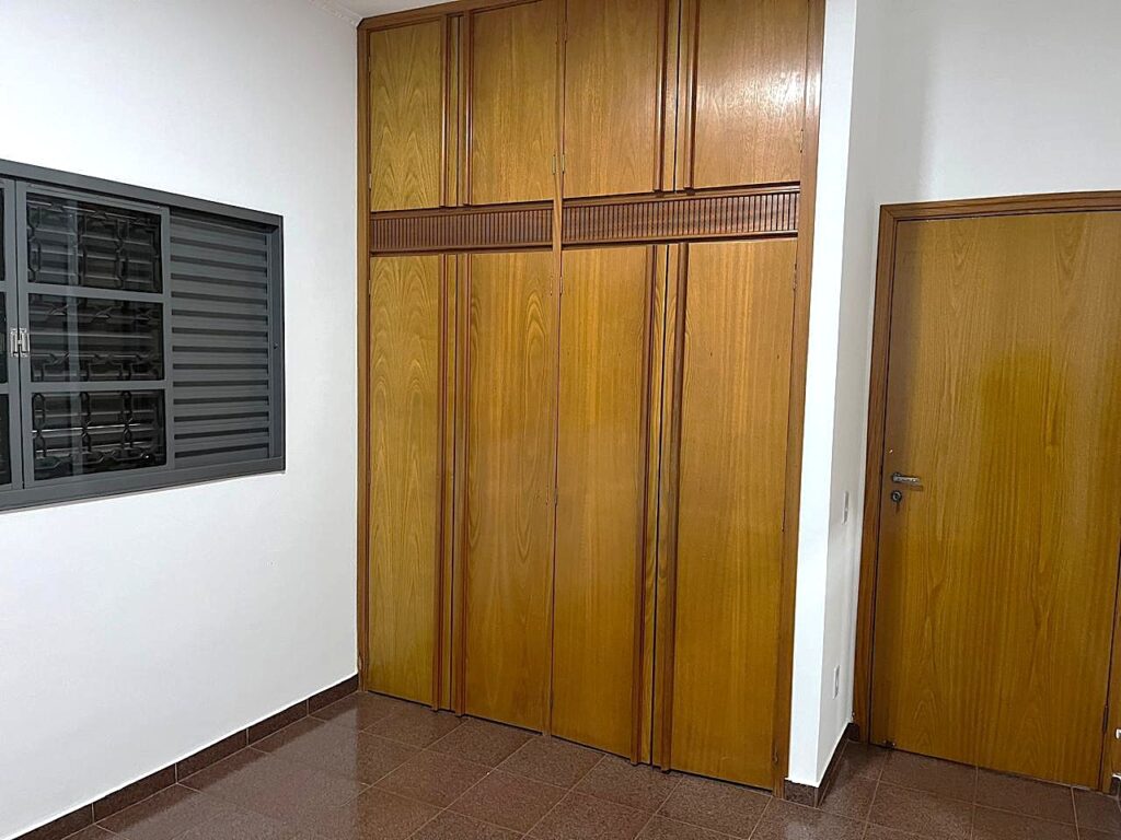 Aluga-se excelente casa no Quinta das Paineiras $ 4.500,00