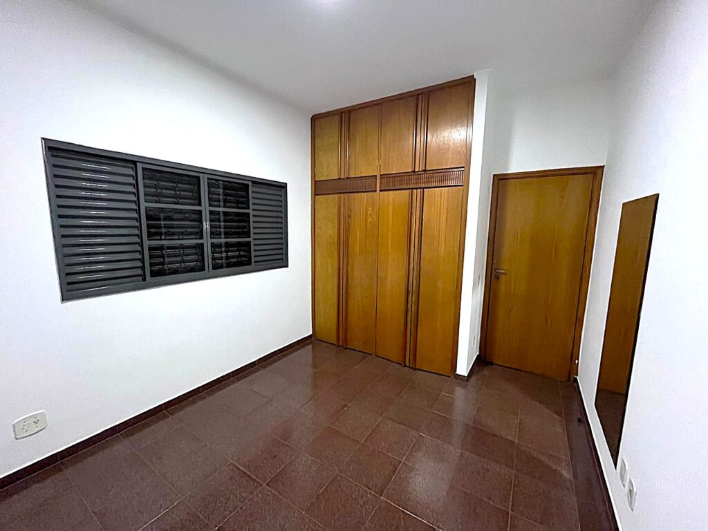 Aluga-se excelente casa no Quinta das Paineiras $ 4.500,00