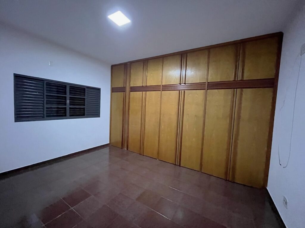 Aluga-se excelente casa no Quinta das Paineiras $ 4.500,00