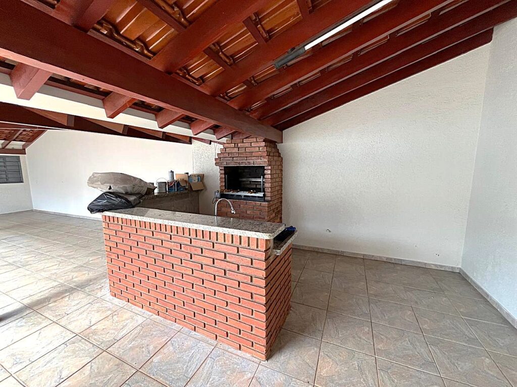 Aluga-se excelente casa no Quinta das Paineiras $ 4.500,00