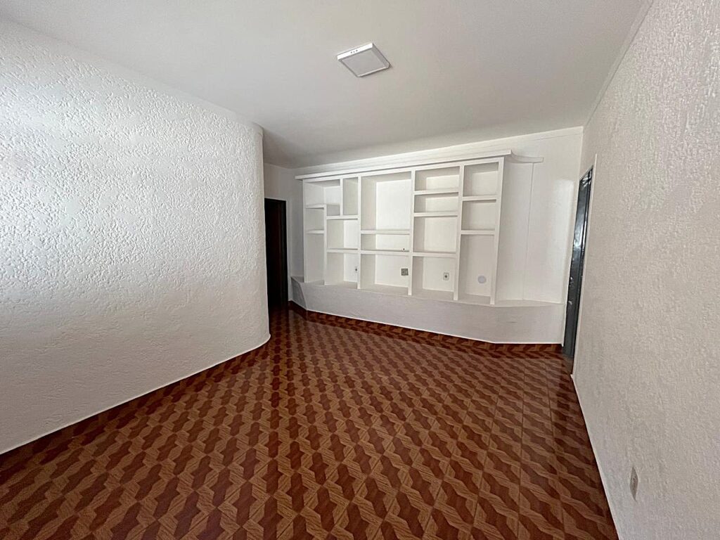 Aluga-se excelente casa no Quinta das Paineiras $ 4.500,00