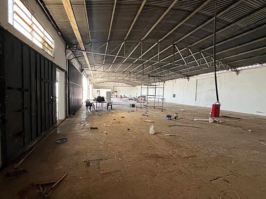 Aluga-se salão 720m² distrito industrial Waldemar O. Verdi $ 13.000,00