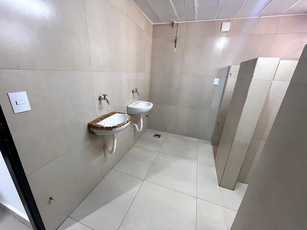Aluga-se salão 720m² distrito industrial Waldemar O. Verdi $ 13.000,00