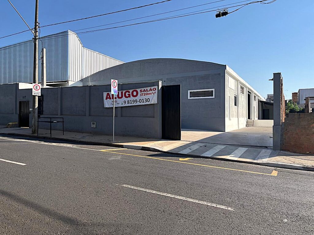 Aluga-se salão 720m² distrito industrial Waldemar O. Verdi $ 13.000,00