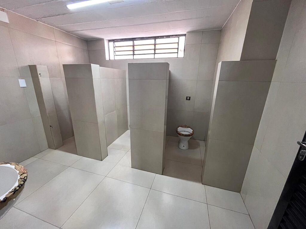 Aluga-se salão 720m² distrito industrial Waldemar O. Verdi $ 13.000,00