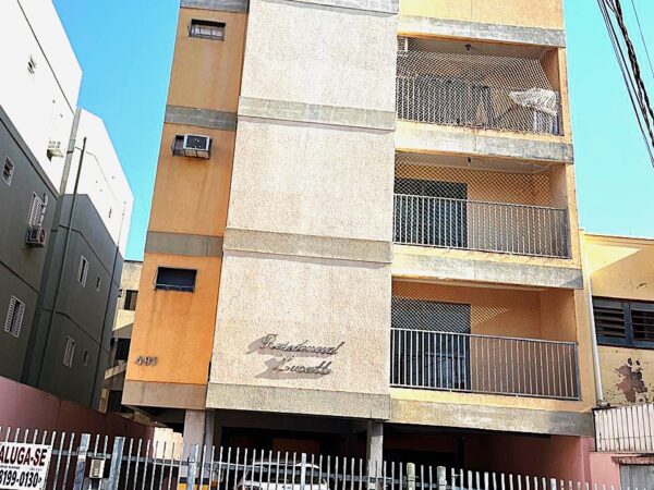 Vende-se apto no bairro São Manoel ao lado do Hospital de Base $ 275.000,00