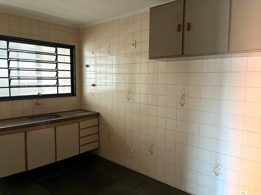 Vende-se apto no bairro São Manoel ao lado do Hospital de Base $ 275.000,00