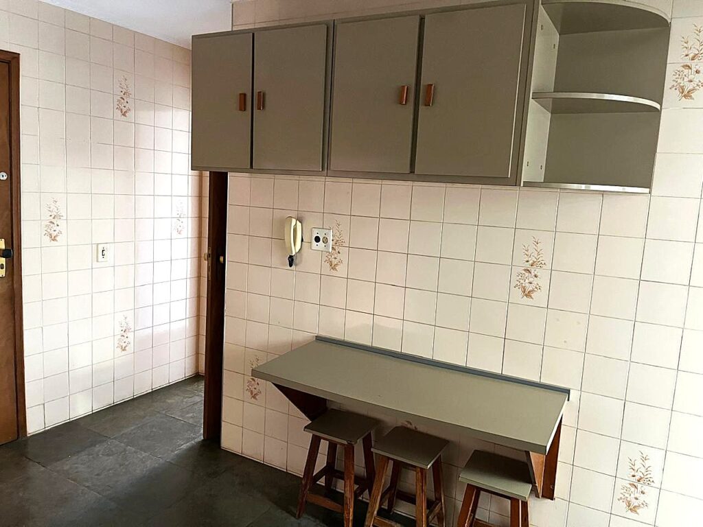 Vende-se apto no bairro São Manoel ao lado do Hospital de Base $ 275.000,00