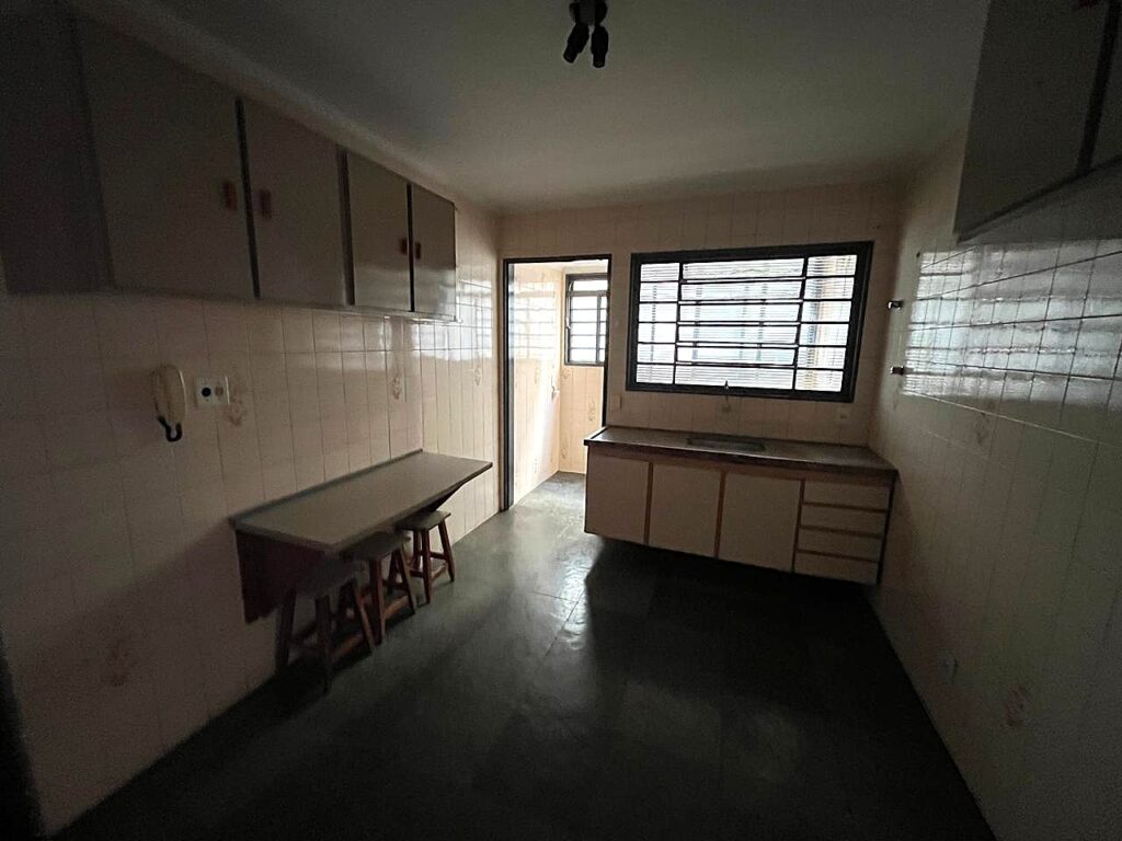 Vende-se apto no bairro São Manoel ao lado do Hospital de Base $ 275.000,00